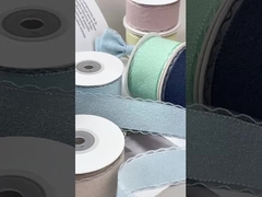 Gefrorenes gebogenes Randband