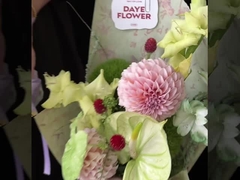 Künstlerische Konzeption Ölmalerei-Serie Blumenarrangement Blumenverpackungspapier