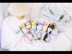 Valentinstags- und Weihnachtsgeschenk, einzelne Spitze Rosenseifenblume, künstliche Blume, frisch und klein