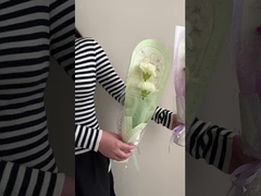 Einfach gefertigte Blumen, Rosensträuße, Valentinstags- und Lehrertagsgeschenke für die besten