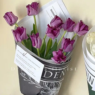 Ein guter Preis. Wasserdichte und mehrfarbige dekorative künstliche Blumenauswahl Online