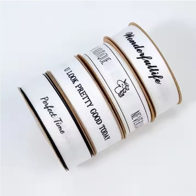 kaufen Individuell angepasste Länge Umweltschutzfreundliche Polyesterfarbe Druck Grosgrain Satinband für Luxus Dekorationen und Geschenke online manufacture