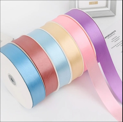 kaufen Doppel- und Einseitige Satinbandrolle für Geschenkverpackungen online manufacture