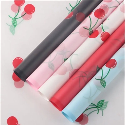 Ein guter Preis. Wasserdichtes Blütenverpackungspapier für wasserdichte Bouquetverpackungsmaterialien Online
