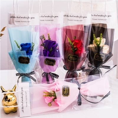 Ein guter Preis. Fabrik Großhandel Rosensäubersäcke Blumenstrauß Muttertag Unternehmensgruppe Kauf Geschenk Online