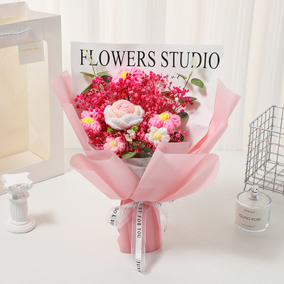 Ein guter Preis. Rose und Baby Atem getrocknete Blumen gestrickter Blumenstrauß Handgewebter Garn Blumenarrangement 30x30cm Online