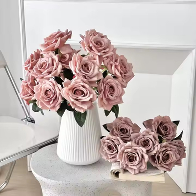 Ein guter Preis. Künstliche Seidenrosensträuße Hochzeitsschmuck Online