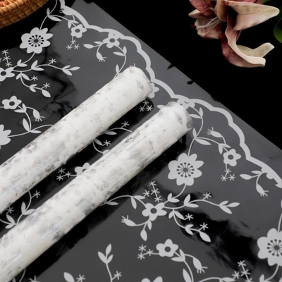 Ein guter Preis. Yitong Imitation Spitze Spitze durchsichtige Zellophane Bouquet wasserdichte Blumenverpackung Papier opp Kunststoff Blumenverpackung Material Online