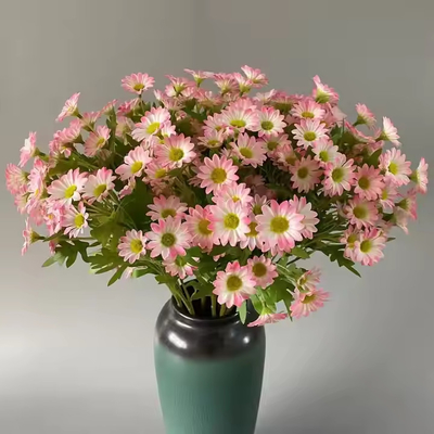 Ein guter Preis. Marguerite Blume Daisy Bouquet Seiden künstliche Daisy Blumen Valentinstag Blumen Hochzeitsschmuck Kamille Online
