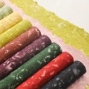 kaufen Valentinstag Festfarbe Zweifarbe Blütenblätter Hand Tränen Dongba Papier Blumen Verpackung Papier online manufacture