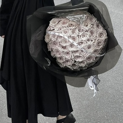 Ein guter Preis. Zellophan, Umschlagpapier für Blumensträuße, Blumenmaterialien, Blumenpapier, Blumengeschäftsmaterialien Online