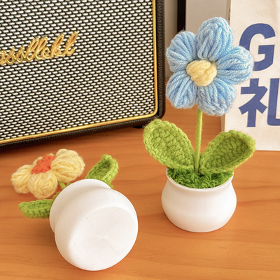 Ein guter Preis. Geburtstagsgeschenk für Mädchen: Puff-Pastetten, kleine Blumenpflanze, Schreibtischdekoration, handgewebte künstliche Wolle, künstliche Blume Online