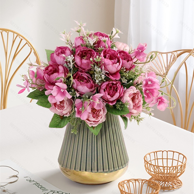 Ein guter Preis. Fabrik-Direktverkauf von künstlichen Blumen, gefälschten Blumensträußen, Parfüms, Pfingstblumen, Blumensträußen für die Wohnkultur, Festgeschenke und handgefertigte Blumen im Großhandel Online