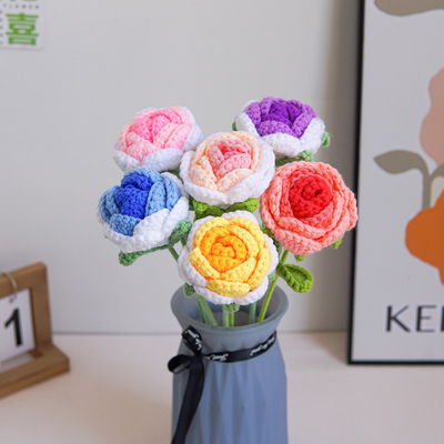 Ein guter Preis. Grenzüberschreitende handgewebte, fertige kleine Blumensträuße, künstliche Blumensträuße, gestrickte Blumensträuße aus Wolle, künstliche Blumenwebe, künstliche Blumensträuße für Feste Online