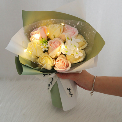 kaufen Grenzüberschreitende kreative Geschenkrosen, handgeführte Blumensträuße, Valentinstag, Qixi Festival, Muttertag, Geburtstagsgeschenke, Seife und Blumengroßhandel online manufacture