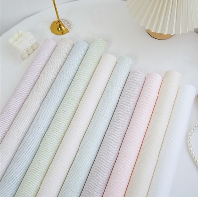 kaufen Einfarbige Geschenkboxen und Geschenkpapier Cremefarben Serie Geprägtes wasserdichtes Material für Blumensträuße online manufacture