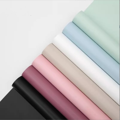 kaufen Morgennebel Einfarbig Einfarbig Hautgefühl Wasserdichte Matte Folie Blumenkunst Rolle Frischblumenstrauß Geschenkpapier online manufacture