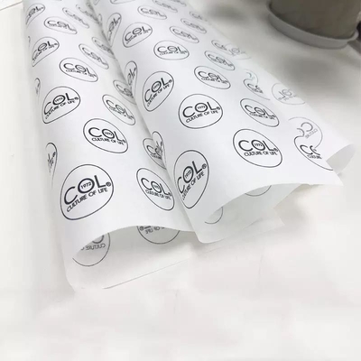 Ein guter Preis. Kundenspezifisches Seidenpapier mit bedrucktem Blumenstrauß für die Geschenkverpackung von Kleidung Online