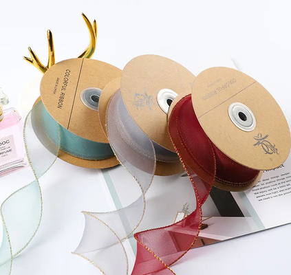 Guter Preis Organza-Band für die Geschenk-Verpackungs-Blume, die Normallack-Fischschwanz-Garn-Band-Satin verpackt Online