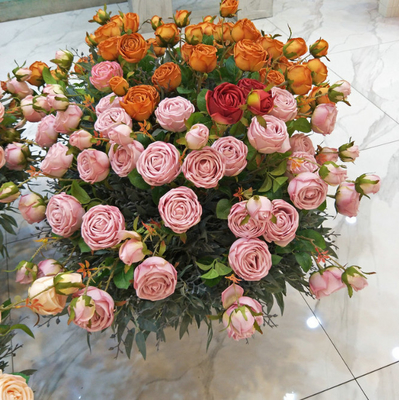Ein guter Preis. Künstliche Königin-Rosen-Spray-Blumensträuße für Heimdekorationen Online