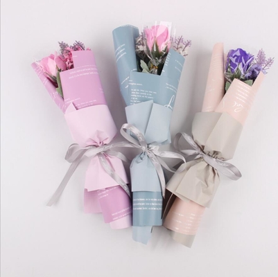 Ein guter Preis. OEM/ODM Matte Geschenkpapierrolle, wasserdicht für die Geschenkverpackung Online
