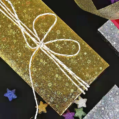 Ein guter Preis. Glitzer-Geschenkpapier „Happy Birthday“, 50 x 70 cm Online