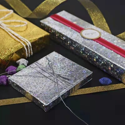 Ein guter Preis. CMYK-Blattverpackung Geschenkverpackung Papierrolle mit glatter und druckbarer Verpackung Online