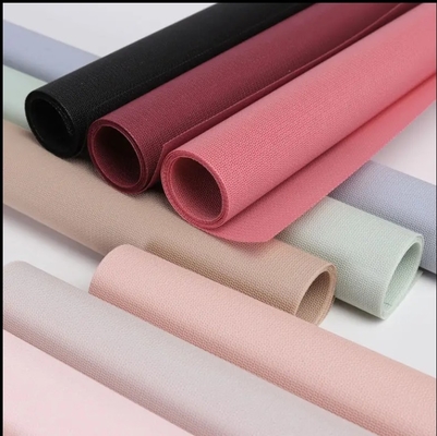 Guter Preis 70-80gm PP-Plastikfolie Blumenstrauß Verpackungspapier mit Farbdruck Online
