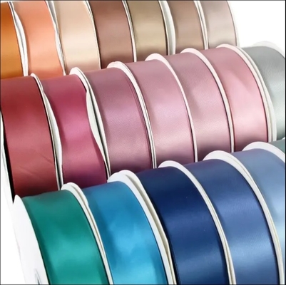 Ein guter Preis. Doppelseitiges Satinband 100 Yards 38mm für die Feierlichkeiten in Pastellfarben Online