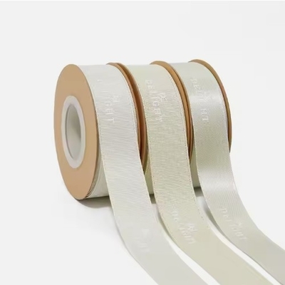 Ein guter Preis. Anpassung von Embossed Ribbon für Handwerksverpackungen Nachhaltiges Polyester Glitter Satin Grosgrain Online