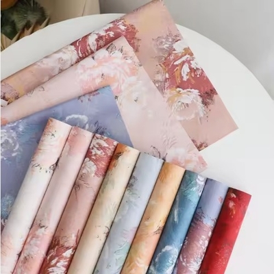 Ein guter Preis. Blütenstrauß in koreanischem Stil Verpackungspapier mit Vintage Rose Oil Painting Muster 58*58cm Mischpulp Online