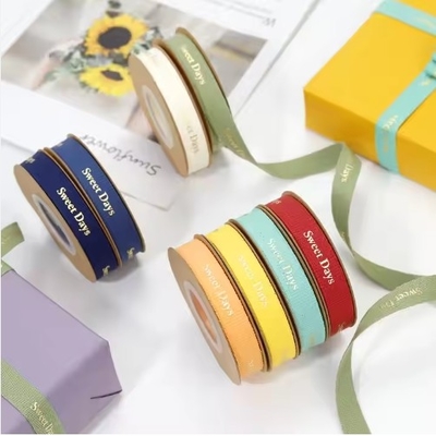 Ein guter Preis. Umweltfreundliche Spannstoff-Doppelgesichts-RPET-Bandrolle für Geschenke in vielen Farben Online