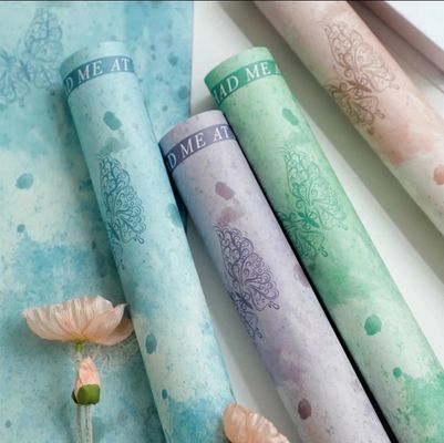 Ein guter Preis. Antistatisches Blütenpapier mit wasserdichtem und geprägtem Kunst Rose Blossom Design Online