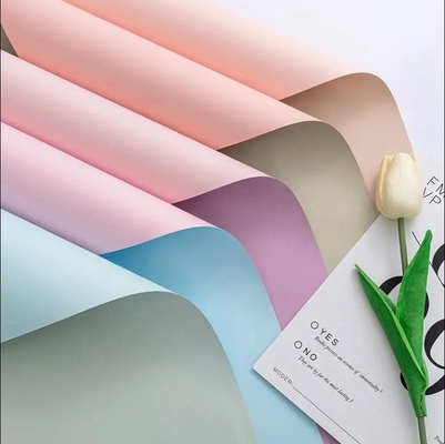 Guter Preis Frisches Blumenverpackungspapier Wasserdichtes Perlenpapier 58cm * 58cm Anpassung 35X58X0.2 cm Online