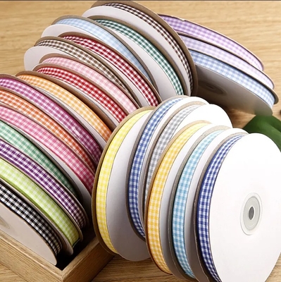 Ein guter Preis. Farbenfrohe Tartangitter Gingham Polyester Gewebe Plaid Flecken Band für Geschenk Verpackung Dekoration Großhandel Online