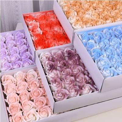 Ein guter Preis. Sprayfarbe Gradient Rose Zerkleinertes Eis Blaue Pflaumenmarmelade Rose Seife Blumenstrauß Großhandel Drei-Schicht-Wasser-Spritz Valentinstagsgeschenk Online