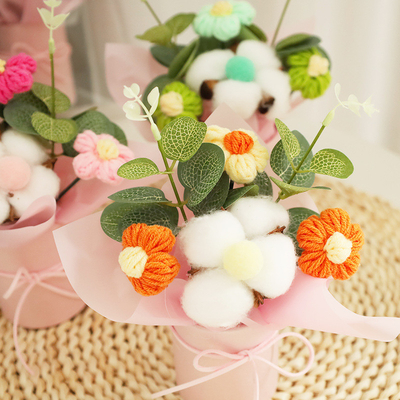 Ein guter Preis. Baumwollhandgefertigter Mini Puff Blumenstrauß perfekt für den Lehrertag Geburtstage Abschlussgeschenke in mehreren Farben Online