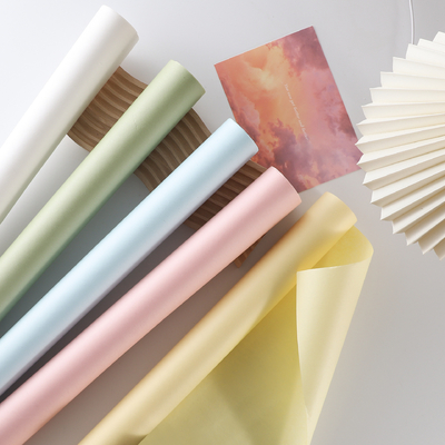 Ein guter Preis. Neue Kollektion Festfarbiges Phoenix Handwerkspapier Schwerlastkraftverpackung mit überlegener Zugfestigkeit für Hochzeitsblumenarrangements Online