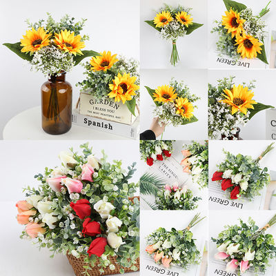 Ein guter Preis. Kunsthandgemachte Blumensträuße, Kunstpflanzen und falsche Blumensträuße Online