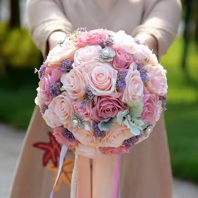 Ein guter Preis. Künstliche rosa Rosenblume Blumenstrauß Hochzeit Dekorativ Blumen für Braut Brautjungfer Blumenstrauß Valentinstag Geschenk Online