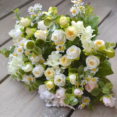 Ein guter Preis. Großhandel Seiden einzelne Rosen Blumenstrauß Kunstblumen Rose Blumenstrauß für Hochzeitsdekoration Online