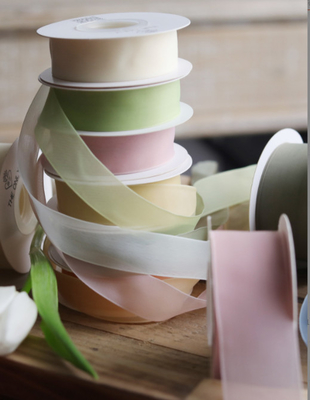 Ein guter Preis. 4cm Massivfarbe Gelee Schnee Gaze Blumenstrauß Verpackungsband Blumenverpackung Blumenmaterialien Geschenkkuchen Verpackungsband Online