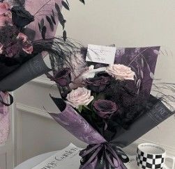 Ein guter Preis. Pflaumen-Purpur-Sauce-Marmortyp-Blumen-Verpackungspapier Online