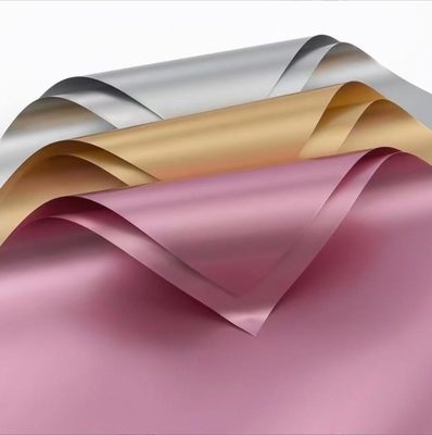Ein guter Preis. Changyi Großhandel mit doppelseitigem massivfarbigem vergoldetem Papier, wasserdichtem Ouya-Papier, Blumensträußen, hochwertigem Verpackungspapier, Blumenladen und Blumenkunst Online
