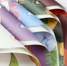 Ein guter Preis. Großes Blumenpapier im koreanischen Stil, wasserdichtes Blumenverpackungspapier Online