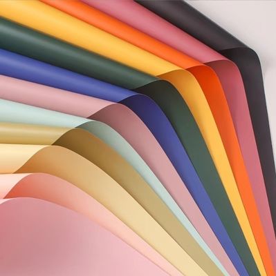 Ein guter Preis. Einfarbiges Ouya-Papier im koreanischen Stil, einfarbiges erstes Liebespapier, Qixi Festival Valentinstagsgeschenk, Blumenverpackung, Blumenstrauß, Blumenkunst, Blumenverpackungspapier Online