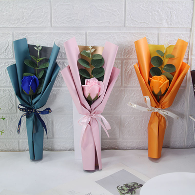 Ein guter Preis. Grenzüberschreitend heiß verkaufter Sonnenblumen-Eukalyptus-Einzelstrauß, Lehrertagsgeschenk, Lehrerseifeblume, Valentinstags-Aktionsstrauß Online