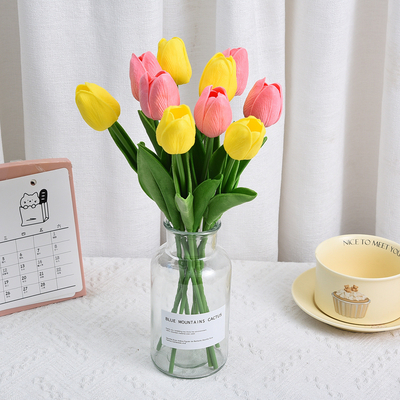 Grenzüberschreitender Bestseller Kunstblumen aus PU-Tulipan, Hochzeitssträuß Dekoration, Wohnzimmer und Wohnkultur Kunstblumen