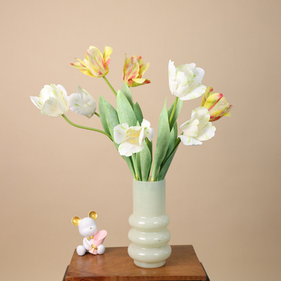 Realistische handgefertigte Tulpen-Simulation Blumen Bonsai für Heimdekoration und Hochzeitsfotografie Requisiten in mehreren Farben