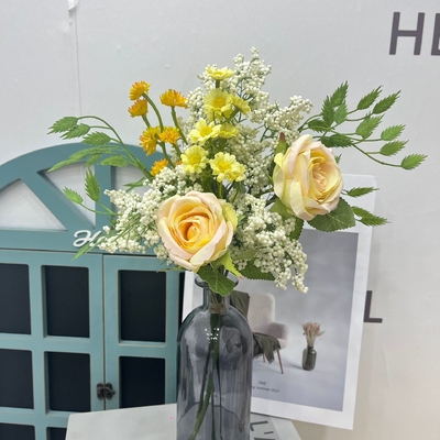 Ein guter Preis. Simulierter Blumenstrauß, Frühling Venus künstlicher Blumenstrauß, Grenzüberschreitender Seidenblumen-Tisch künstliche Blume, Rosenstrauß, handgebundene Blume Online